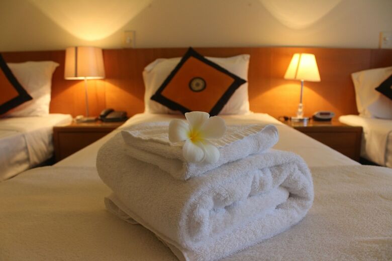 Hotel Crystal Garden Resort & Restaurant