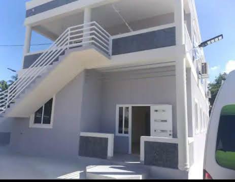 Apartamento Brandon,s Beach Villa