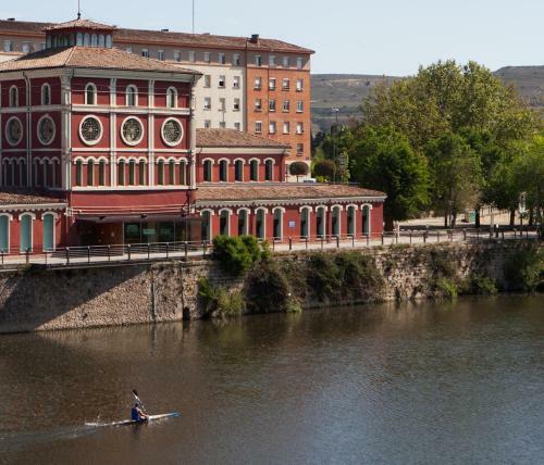 Apartamento Logro�o Centro, A Orillas Del Ebro