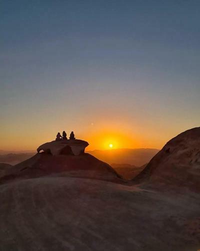 Quiet Nights Desert