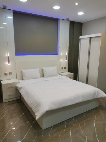Marina Suhar Hotel