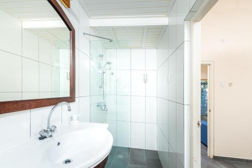 Hotel Bonaire Luxury Suites By Vrhost
