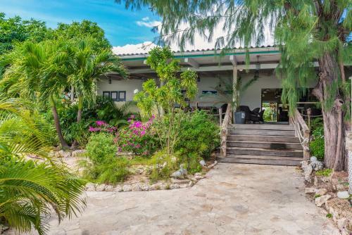 Hotel Bonaire Luxury Suites By Vrhost