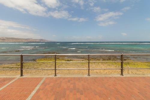 Nice Apartment In Front The Beach