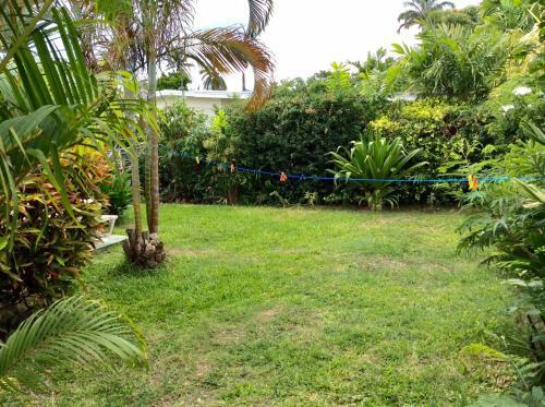 Comfortable Apartment In Holetown Near Beach And Shops