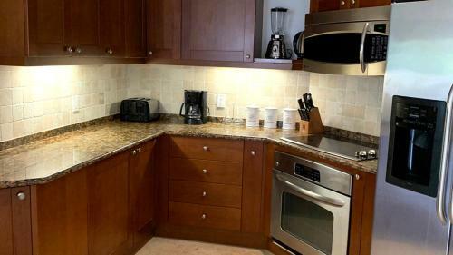 Royal Apartment At Westmoreland