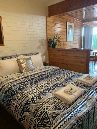 Stratford Motel