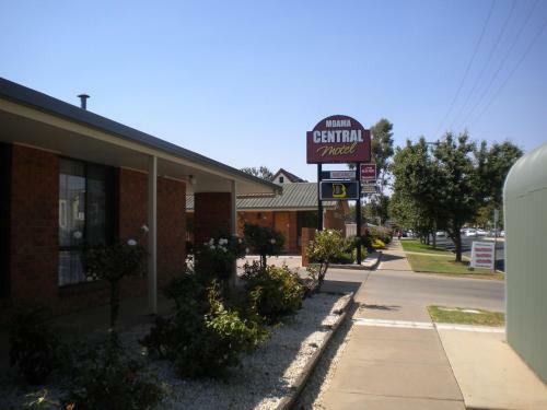 Moama Central Motel