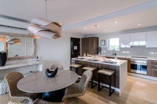 Apartamento Luxury Island View Suite With Pool