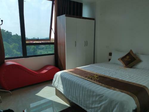 T??ng V�n Legend Hotel