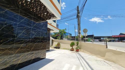 T??ng V�n Legend Hotel
