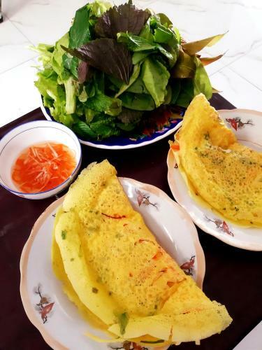 Sampan House
