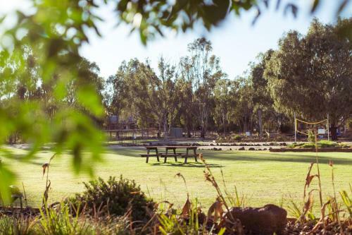Hotel Tindarra Resort (Formerly Known As Echuca Moama Murray River Resort)