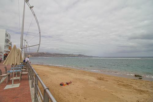 Two-bedroom Apartment In Las Canteras Beach With Wifi