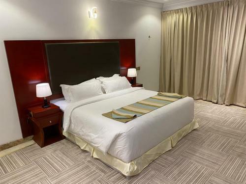 Al Wadaq Hotel