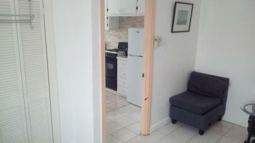 Beach Stroll 1 Bedroom Apartment