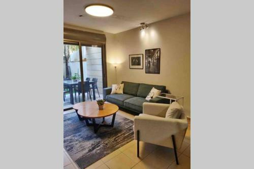 Stylish Private Garden Apartment W/ A Pool & Gym.
