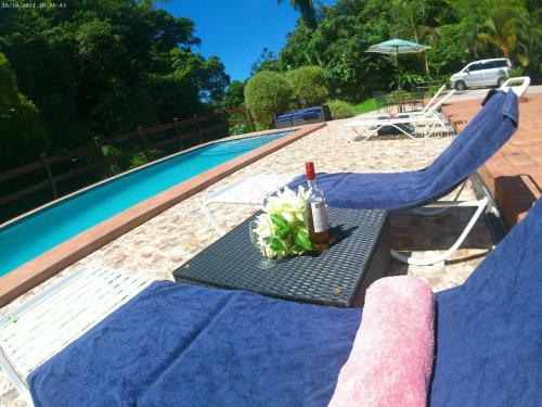 Toraille Waterfall Poolside Apartment