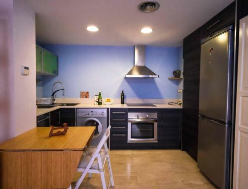 Apartamento Two Bedroom Stylish Studio, 5 Minutes Walk From The Beach