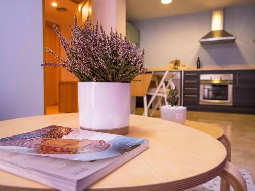 Apartamento Two Bedroom Stylish Studio, 5 Minutes Walk From The Beach