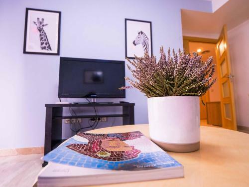 Apartamento Two Bedroom Stylish Studio, 5 Minutes Walk From The Beach
