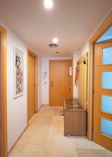 Apartamento Two Bedroom Stylish Studio, 5 Minutes Walk From The Beach