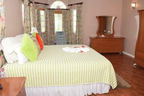 Day-o And Daylight Villas