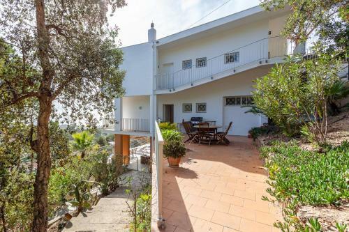 Villa Holiday House In A Garden With View