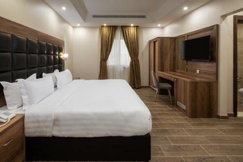 Hotel Mirada Purple - Zahra