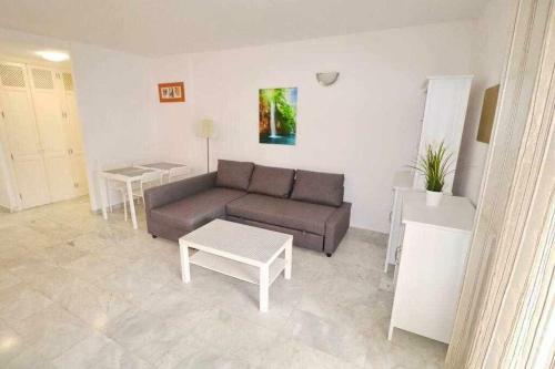 Apartamento B401 Los Cristianos 2 Bed 1 Bath Sleeps 4