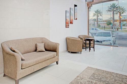 Hotel Oyo 601 Ibs For Residential Units