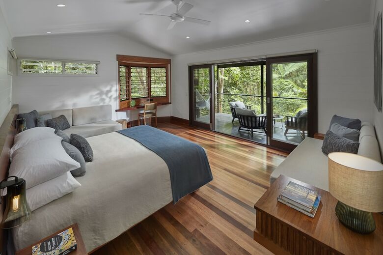 Silky Oaks Lodge
