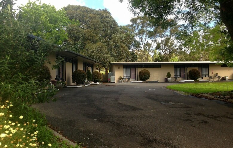 Meeniyan Motel