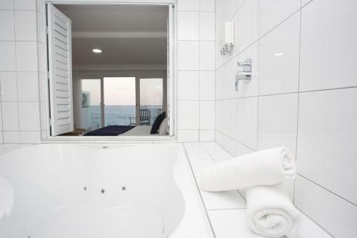 Ocean Front Motel