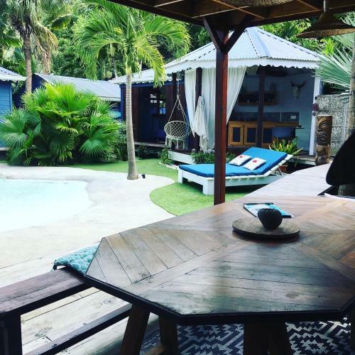 Tiki Paradise Lodge Fwi