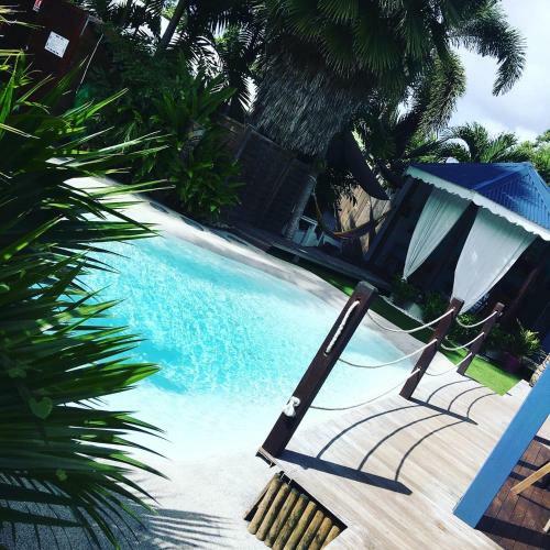 Tiki Paradise Lodge Fwi