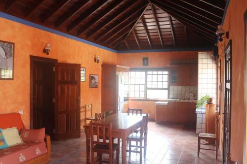 La Casa Del Abuelo