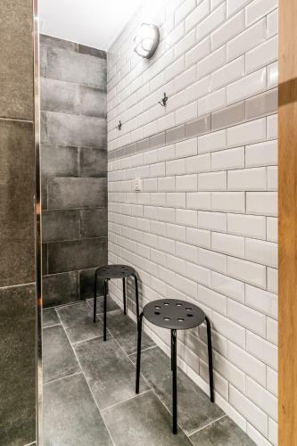 Four Rooms Hostel