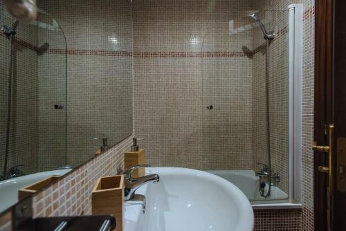 Apartamento Mairena Parking Privado Y Piscina
