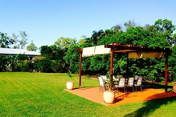 Aparthotel Paradise Court