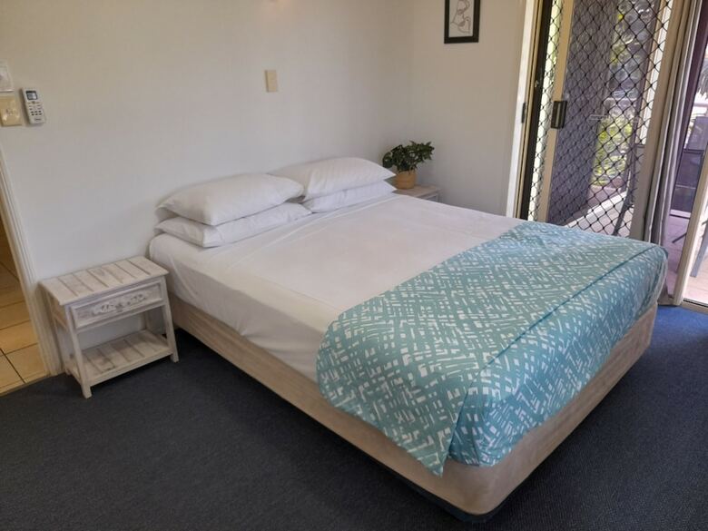 Aparthotel Airlie Apartments