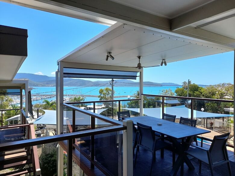 Aparthotel Airlie Apartments