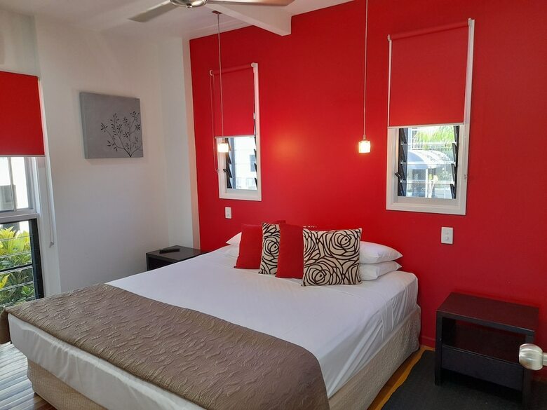 Aparthotel Airlie Apartments