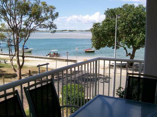 Aparthotel Riviere On Golden Beach