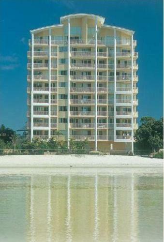 Aparthotel Riviere On Golden Beach