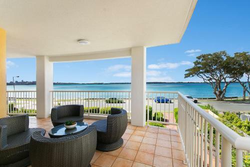 Aparthotel Riviere On Golden Beach
