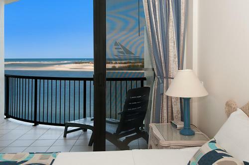 Apartamentos Windward Passage