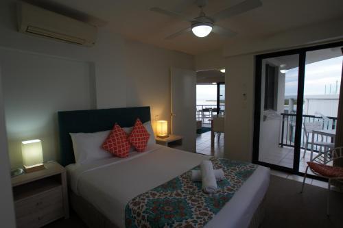 Apartamentos Windward Passage