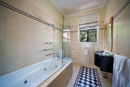 Hostal Jenolan Caves House