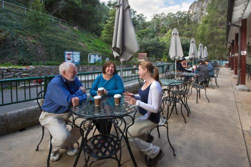 Hostal Jenolan Caves House